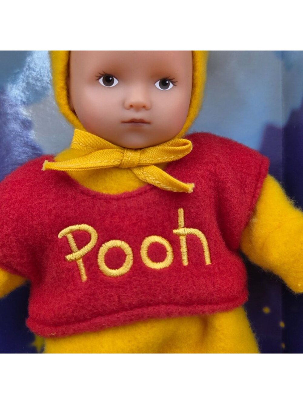 Götz Mini Muffin Winnie the Pooh Disney Theme Park Exclusive German Doll - Picture 13 of 16